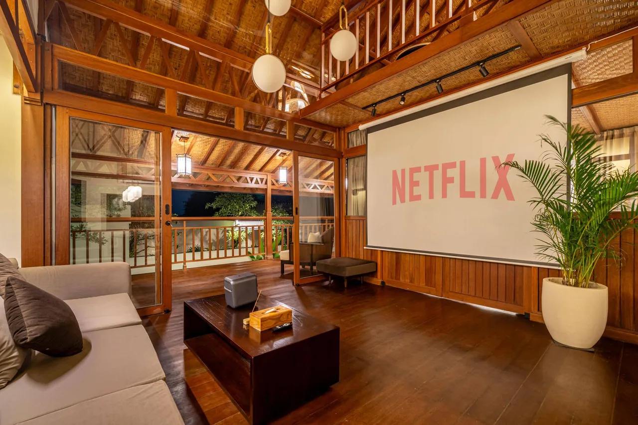 Ubud EcoHouse — Living room with projector